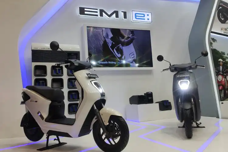 Cuma di GIIAS 2023, Pesan Motor Listrik Honda EM1 e: Bisa Dapat Voucher Sampai Rp 1 Juta dan Lainnya