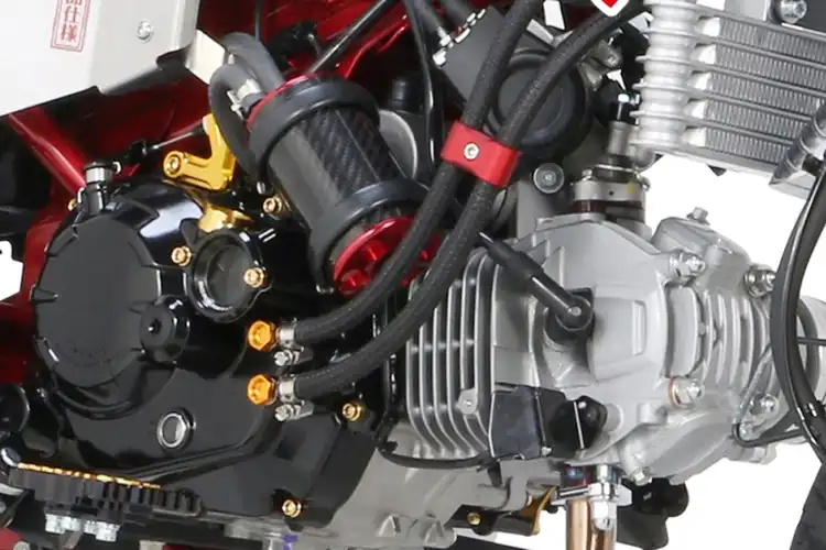 Modifikasi Motor Honda Supra Bapak Bore Up Jadi 181 cc Plus DOHC