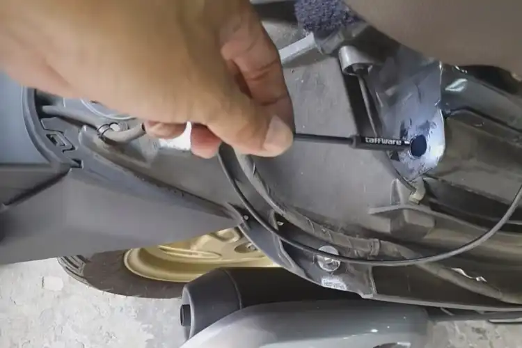 Cek Karat Rangka eSAF dari Dalam Pakai Kamera Kecil Mirip Metode Medis, Hasilnya Bikin Kaget