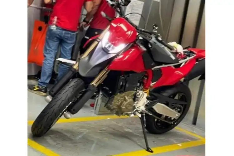 Bukan Impian Lagi Ducati Siapkan Motor Murah Bernama Hypermono