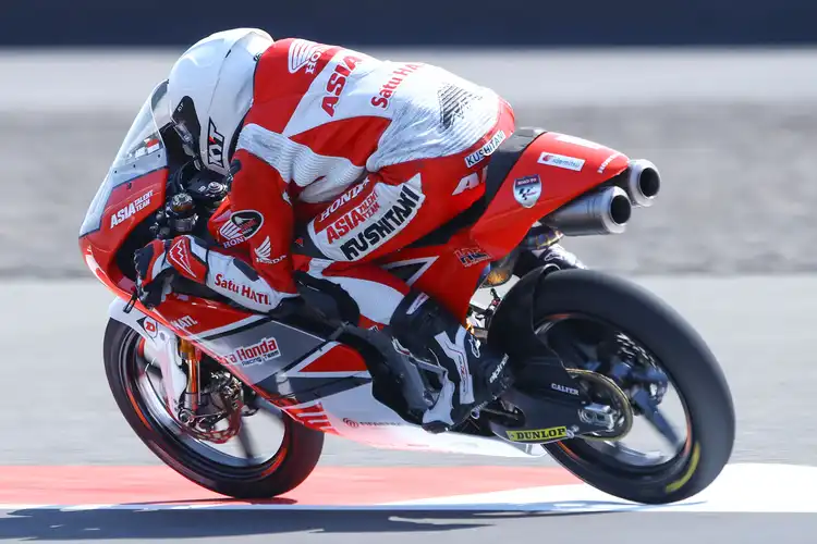 Kualifikasi Moto3 Mandalika 2023 Fadillah Arbi Berpeluang Cetak Point, Mario Aji Harus Usaha Keras
