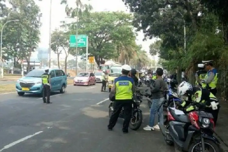 Awas, Polisi Gelar Razia Operasi Pajak Kendaraan, Penunggak Pajak Langsung Diarahkan Ke Sini
