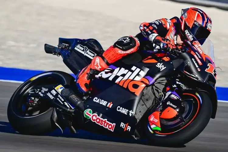 Tes MotoGP Qatar Aprilia Langsung Ngebut Tebar Ancaman Kepada Ducati Marc Marquez Mulai Serius