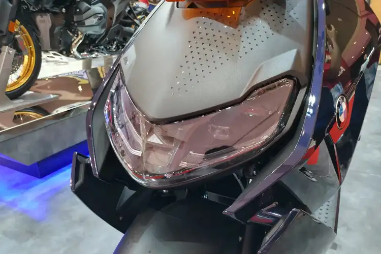Sold Out Motor Listrik Termahal di IIMS 2024 Harga Hampir Setengah Miliar Jika Mau Bisa Pesan Lagi