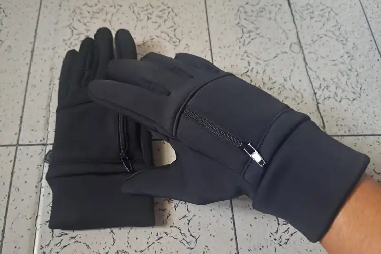 Cocok Buat Dipakai Riding Harian Sarung Tangan Anti Air Harga Dibawah Rp 100 Ribu