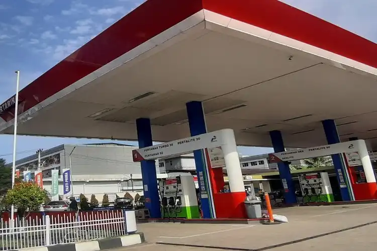 Senangnya Harga Bensin Termasuk Pertalite Enggak Naik Sampai Juni 2024, Stok Aman?