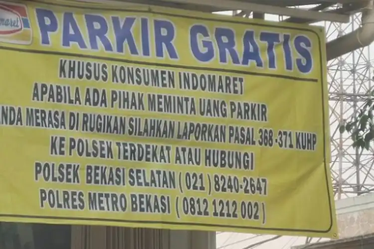 Tukang Parkir Liar Maksa Minta Duit di Minimarket Langsung Laporkan ke Sini Biar Kapok