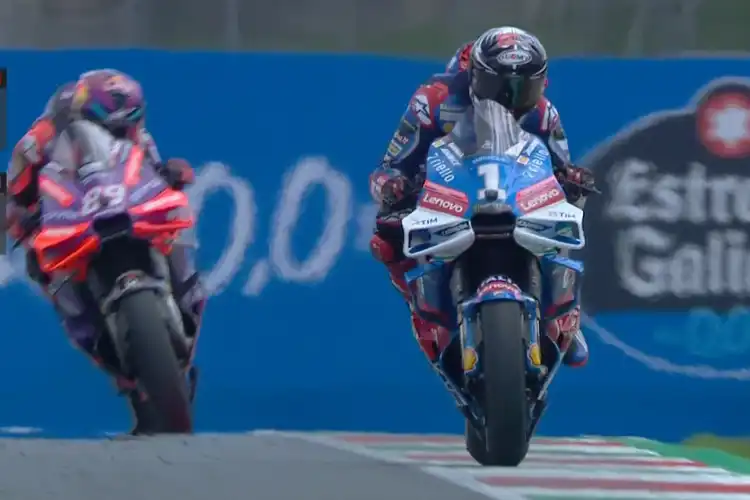Hasil Balap MotoGP Italia Sempurnanya Pecco Bagnaia Bikin Italia Finish 1-2 Jorge Martin dan Marc Marquez Ditinggal