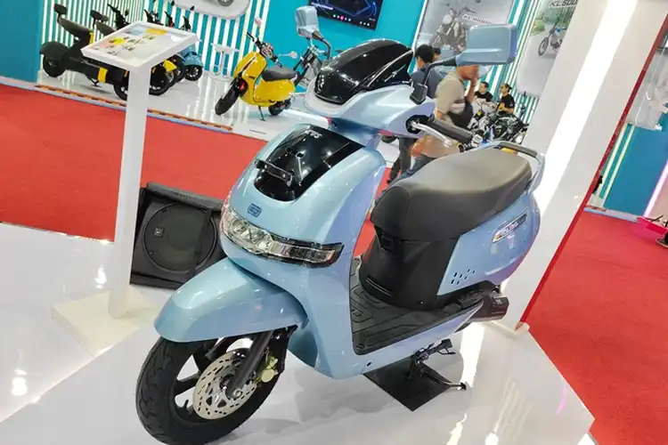 Motor Listrik TVS iQube S Dapat Promo Cicilan di PRJ 2024, Diskon Tenor Sampai 4 Bulan