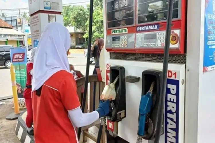 Serius Harga Pertalite Naik Beli BBM Subsidi Dibatasi Mulai 17 Agustus 2024?