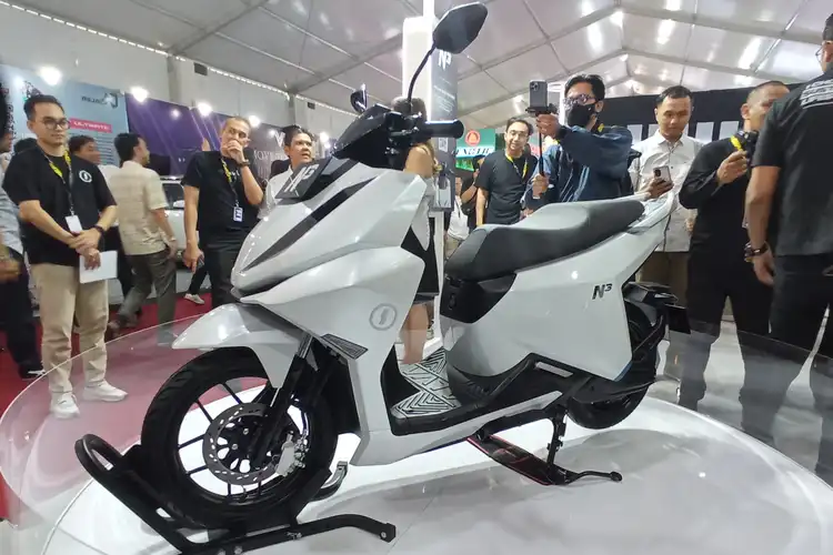 Calon Motor Listrik Murah ALVA Muncul di GIIAS 2024 Harga Rp 11 Jutaan Jarak Tempuh Sejauh Ini