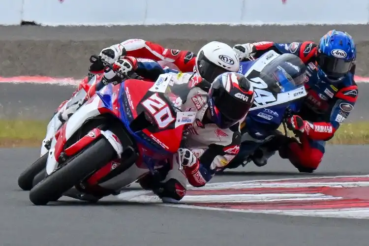 Honda Kuasai Race 2 SS600 ARRC Mandalika 2024, Veda Ega Posisi Segini