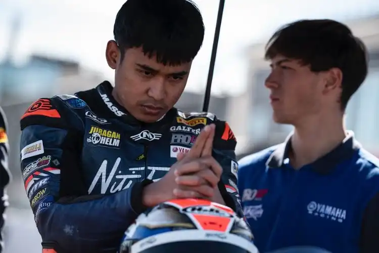 Update Kondisi Galang Hendra Usai Crash di World Supersport 300 Aragon Diumumkan Tim