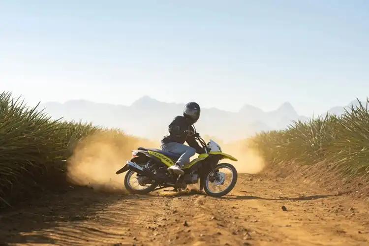Lengah Dikit Suzuki Satria Versi Trail Sudah Ada di Dealer, Bebek Adventure Keren Cocok Untuk Dua Alam