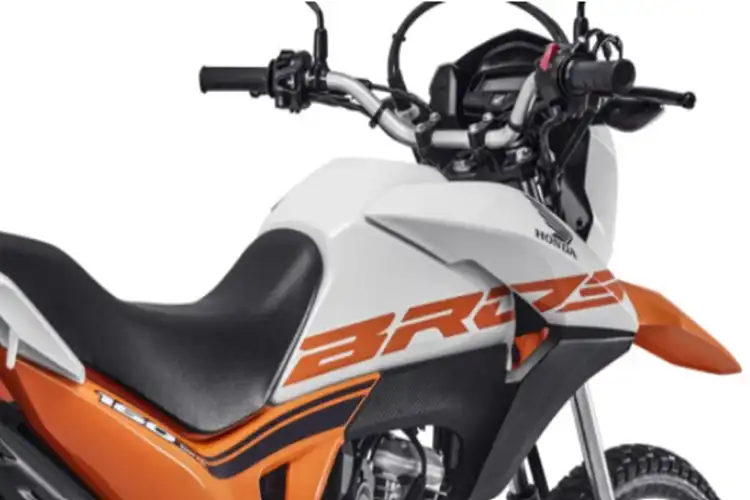 Bensin Penuh Nyaris 580 Km, Motor Baru Lebih Murah dari Honda CRF150L Ini Sistem Bahan Bakarnya Unik