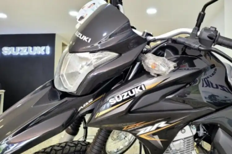 Motor Trail  Suzuki DR150 FI ABS Sudah Ada di Dealer, Harganya Setara NMAX Turbo
