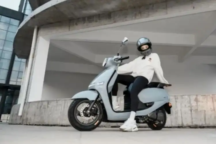 Dijual Cuma Rp 16 Jutaan, Skutik Baru 125cc Punya Desain Keren Fitur Lengkap