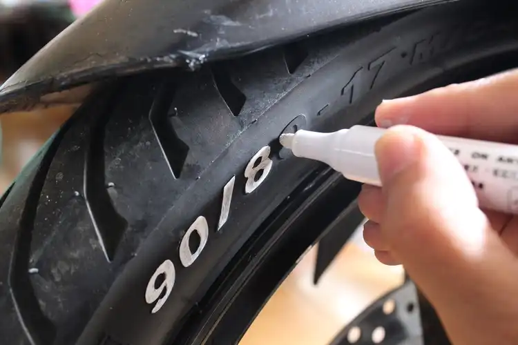 Begini Cara Baca Ukuran Ban Tubeless di Motor, Simak Yuk Bro