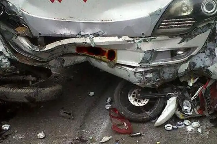 Sedih, Anggota Polisi Meninggal Kecelakaan Usai Amankan Pemilu 2019, Motor Rusak Parah