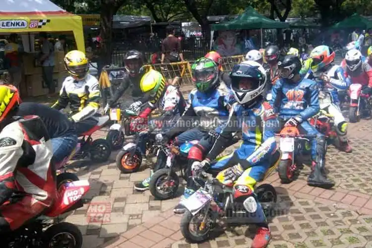 MOTOR Plus MiniGP Championship BurTor 2016 Diserbu 144 Starter