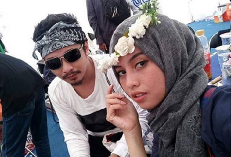 Suami Terancam Hukuman Mati, Begini Sibuknya Istri Zul Zivilia yang Rela Jualan Kue Demi Menyambung Hidup