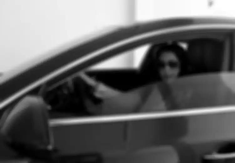 Resmi! Jika Memiliki SIM, Perempuan di Arab Saudi Boleh Menyetir