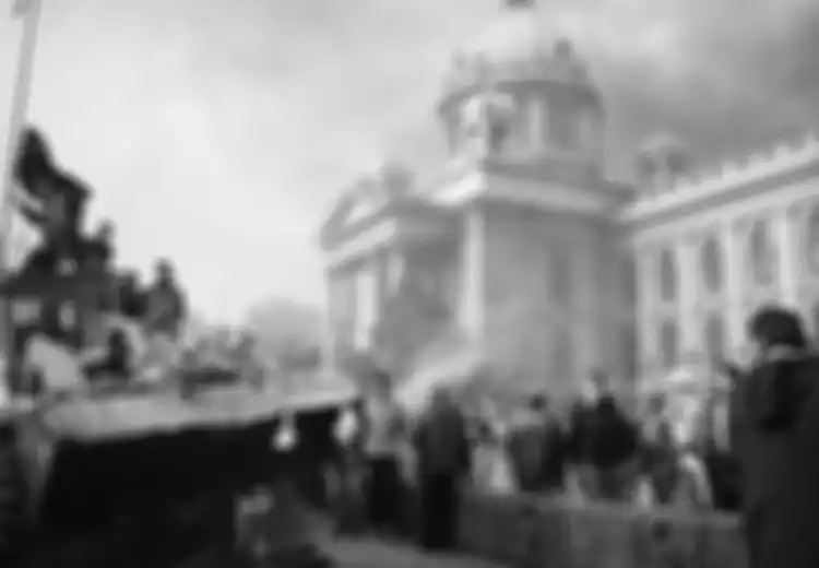Tak Terima Kalah, Milosevic Sebabkan Terjadinya ‘Revolusi Buldoser’ Satu Tahun Lalu di Yugoslavia, Begini Kronologi yang  Kerahkan Massa Hingga 1 Juta Orang Melawannya