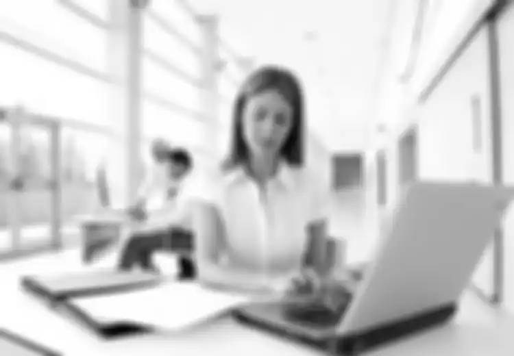 10 Aturan Mengirim Email Khusus untuk Perempuan (1)