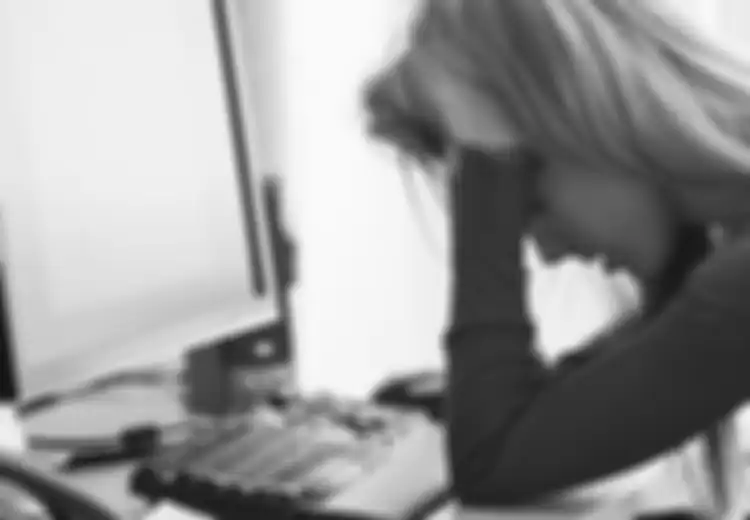 4 Tips Kurangi Stres Akibat Tekanan Kerja