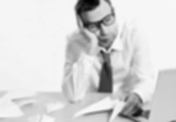Bahasa Tubuh Berikut Ini Harus Dihindari saat di Kantor