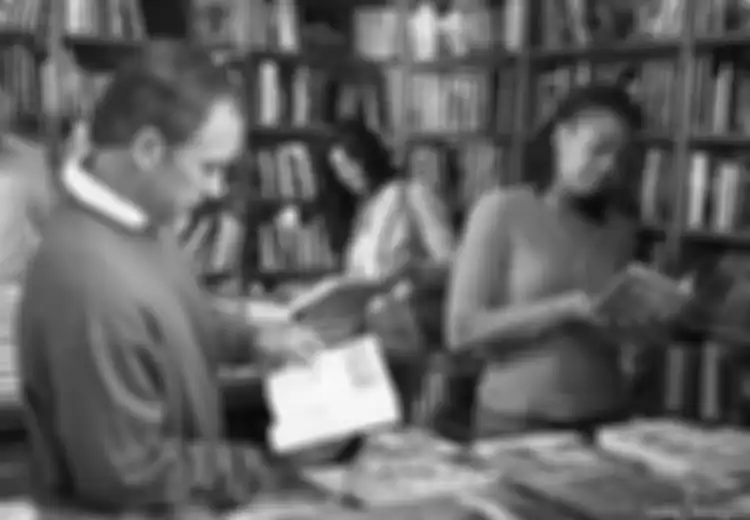 5 Kiat Jitu Beli Buku