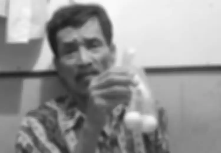 Geger Sinin Seorang Lelaki Berusia 62 Tahun Kerap Bertelur