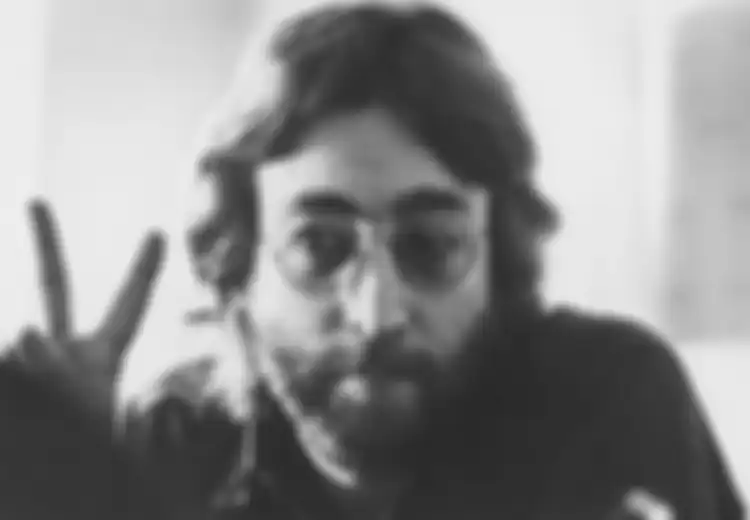 Catatan Pelanggaran John Lennon saat Sekolah Dilelang