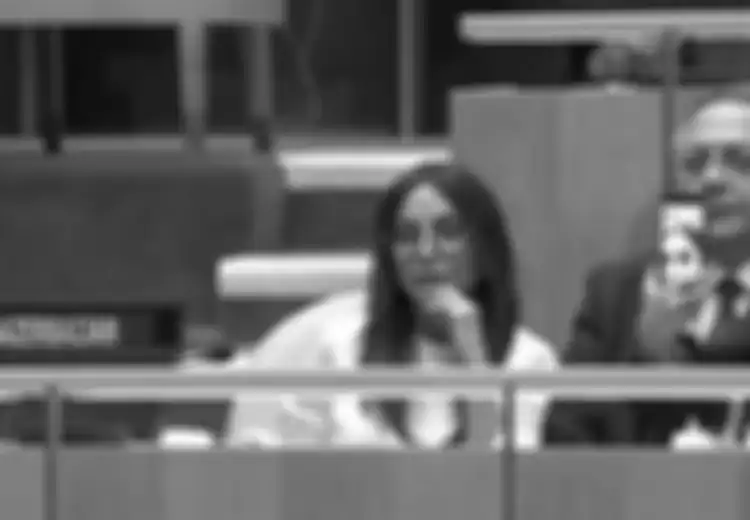 Saat Ayahnya Sedang Berpidato tentang Genosida, eh Putri Presiden Ini Malah Asyik Ber-selfie