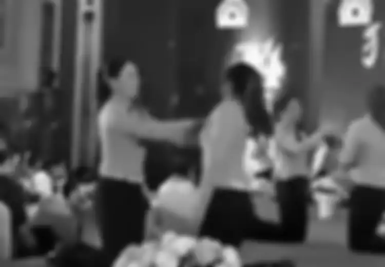 Sadis! Tidak Mencapai Target Penjualan, Perusahaan Ini Menghukum Karyawan Wanita dengan Cara Saling Menampar