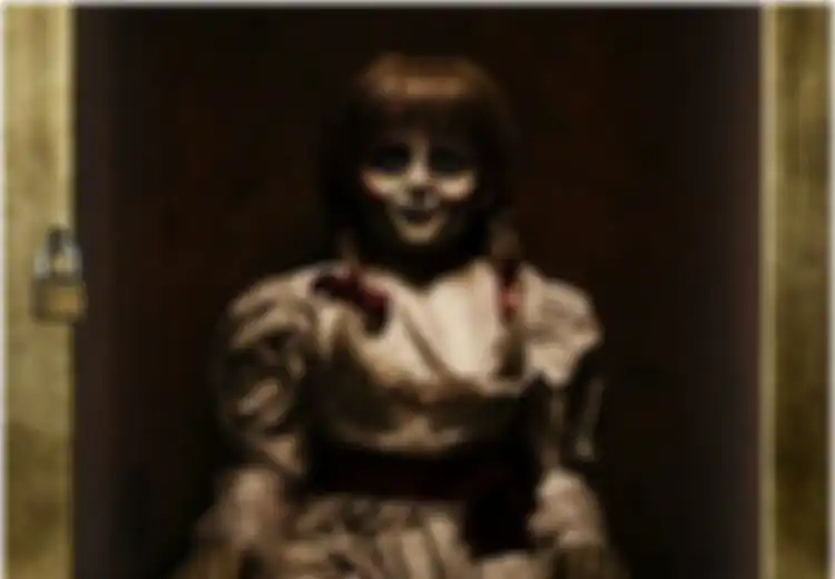 Dikenal Sebagai Boneka Berhantu Sampai Disimpan di Tempat Khusus, Boneka Anabelle Dikabarkan Melarikan Diri dari Museum, Ternyata Begini Fakta di Baliknya