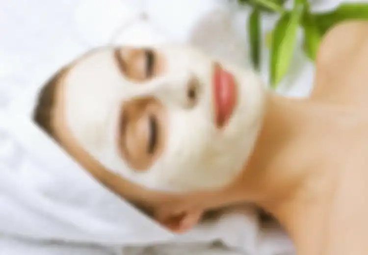 Mau Wajah Anda Sehat dan Bersinar? Cobalah Gunakan Masker Ini!