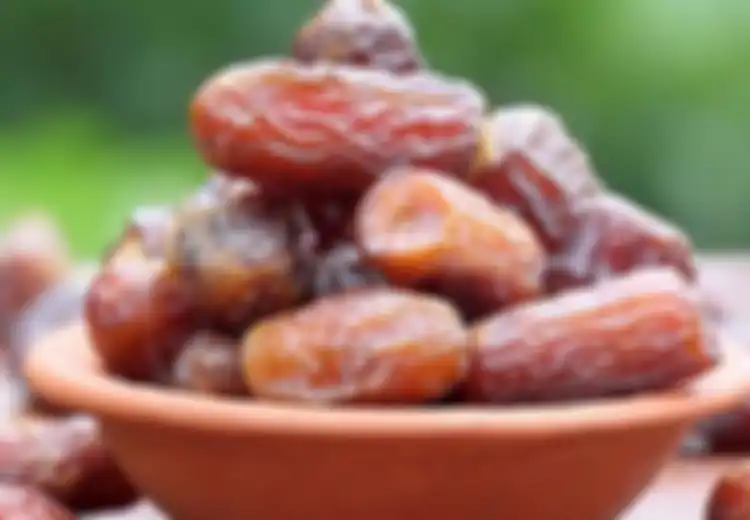 Kurma untuk Mengurangi Tekanan Darah Tinggi, Konsumsi di Pagi Hari Bersama Air Panas, Begini Caranya!