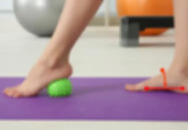 Idap Kaki Datar? Simak Bahaya & Cara Perbaiki Masalah Kesehatannya