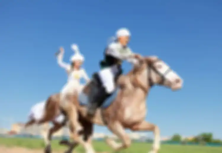 5 Olahraga Unik dari Kazakhstan, Salah Satunya Berhadiah Mencium Wanita!