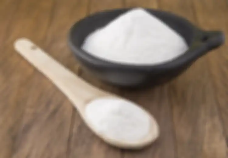 Mau Talenan di Dapur Bersih Bebas Bakteri? Cukup Taburkan Baking Soda dan Garam Lalu Gosok dengan Spon