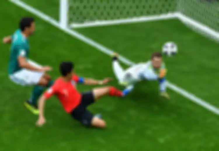 Tak Hanya Manuel Neuer, Ini 5 Blunder Paling Konyol dalam Sejarah Piala Dunia