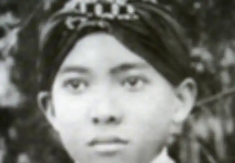 Agar Bisa Disiplin, Waktu Kecil Bung Karno Biasa Dihajar Pakai Gebukan Rotan oleh Ayahnya