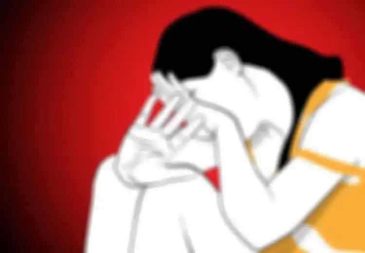Gara-gara Dirudapaksa Ayahnya Sendiri, si Anak Tiri Ini pun Hamil Dua Kali