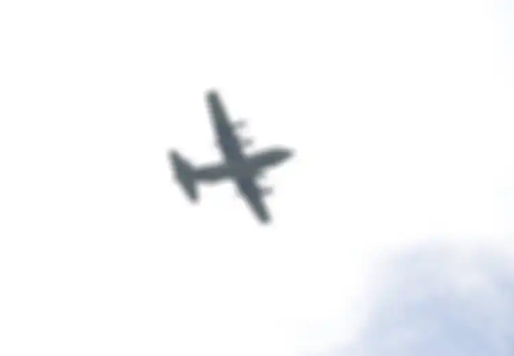 Begini Rasanya Naik Pesawat Hercules TNI AU, Jika Mau Nyaman Mesti Bawa Bekal Air dan Penutup Telinga