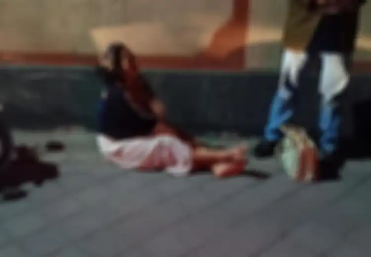 Video Viral Seorang Ibu Menangis Histeris di Bali, Diduga Tak Diakui Anaknya yang Menikah Dengan Bule