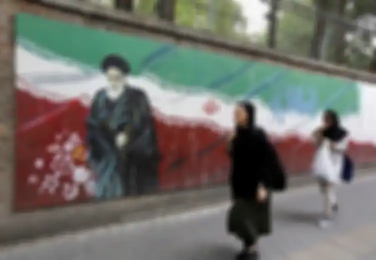 7 Fakta Kehidupan di Iran: Salah Satunya, Banyak Remaja Kaya di Teheran yang Menentang Aturan