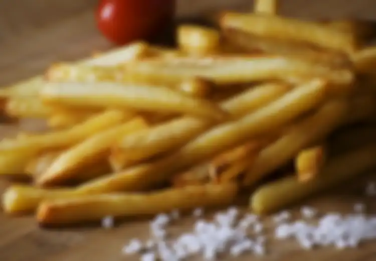 Mantan Karyawan McD Sarankan Pembeli Tidak Menuang Makanan ke Atas Nampan, Alasannya?