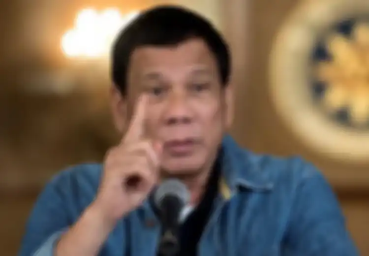 Padahal Sebal pada China Atas Klaim Laut China Selatan, Presiden Filipina Duterte Malah Larang Militer Filipina untuk Latihan Bersama AS, Mengapa?