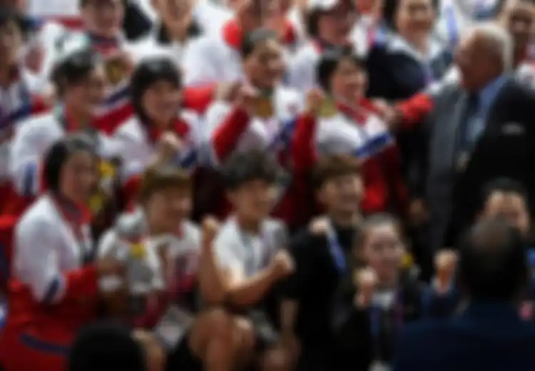 Bertahun-tahun Bersengketa Atlet Korea Utara dan Korea Selatan Saling Mendukung di Asian Games 2018, Mengharukan!